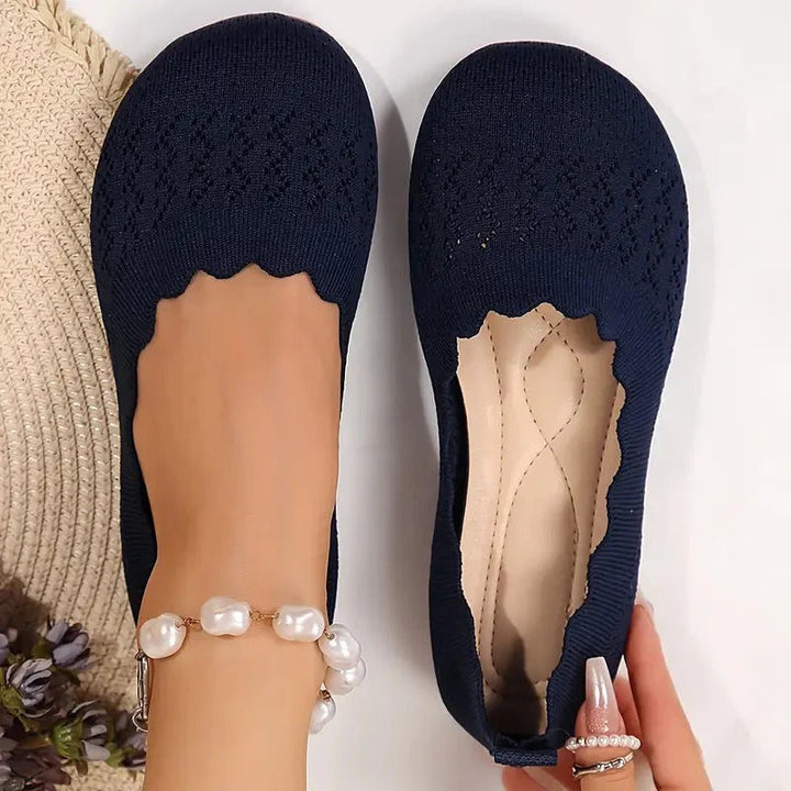 Comfortable Slip On Shoes for Women with Knit Upper Scalloped Edge Cushioned Flat Ballet Style