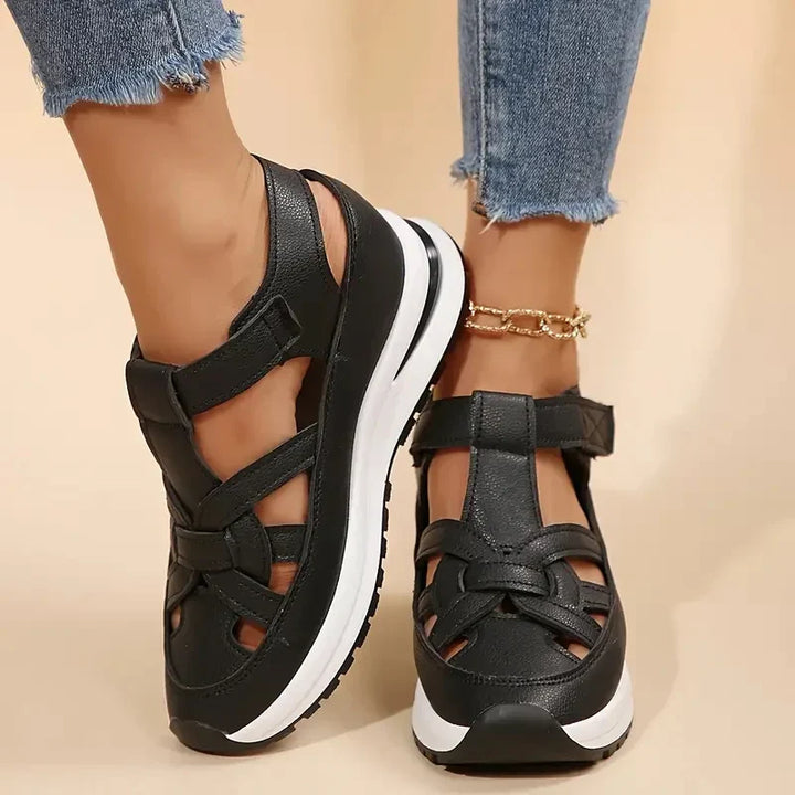 Comfortable Closed Toe Sandals for Women with Cutout Strap Platform Sole Hook Loop Sport Style