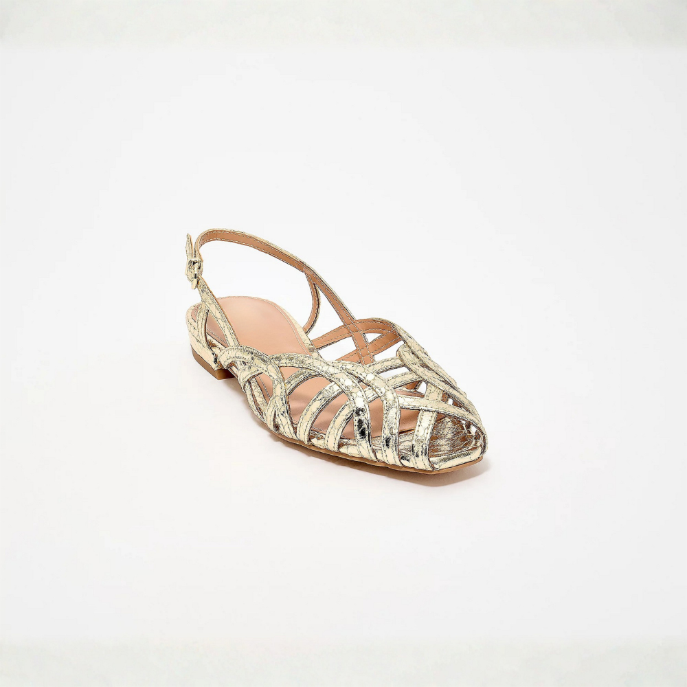 Comfortable Jelly Sandals for Women with Woven Cage Strap Closed Toe Slingback Flat Style
