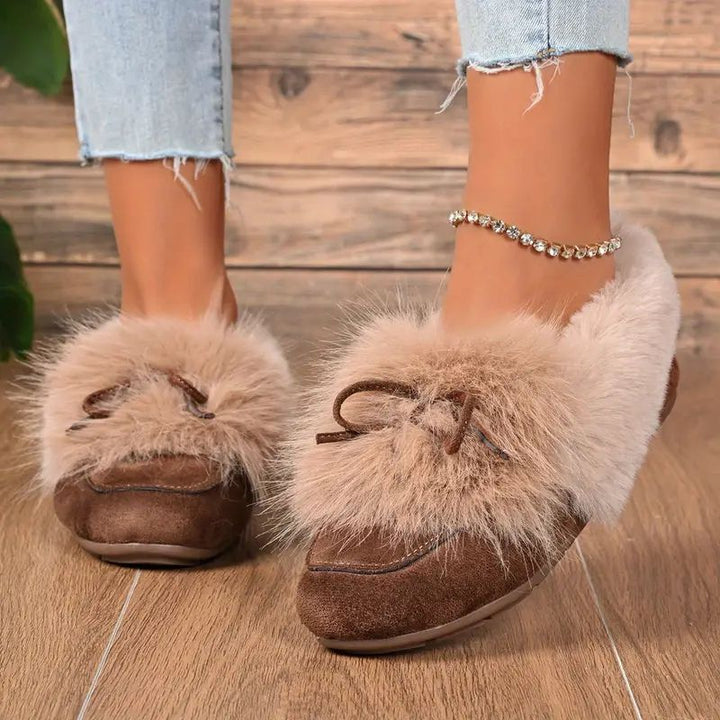 Comfortable Slippers for Women with Faux Fur Pom Detail Cushioned Slip On House Shoes