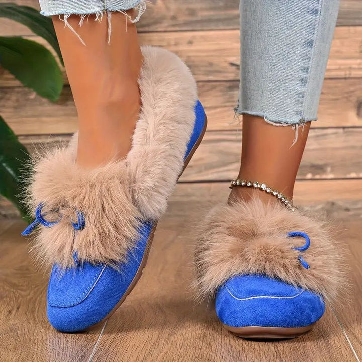 Comfortable Slippers for Women with Faux Fur Pom Detail Cushioned Slip On House Shoes