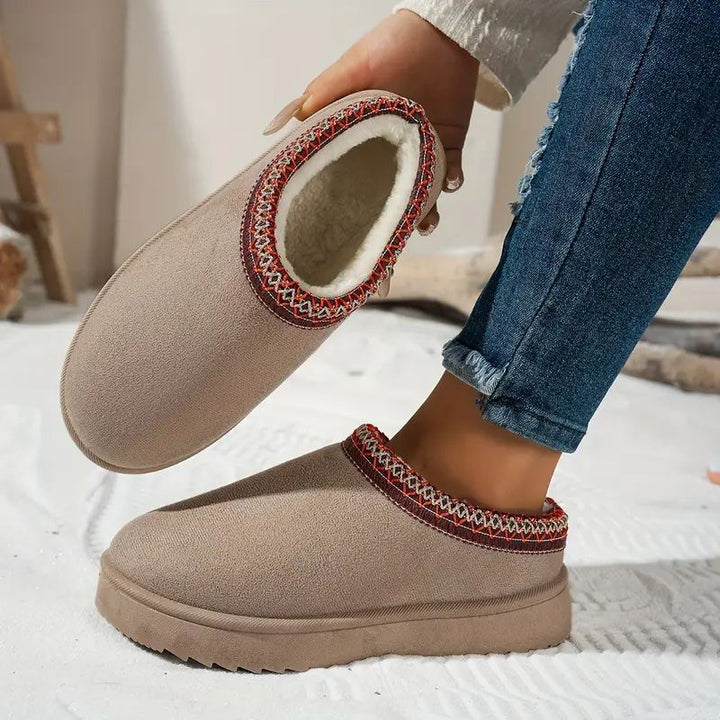 Comfortable Winter Shoes for Women with Rhinestone Trim Faux Fur Lining Platform Ankle Boot Style